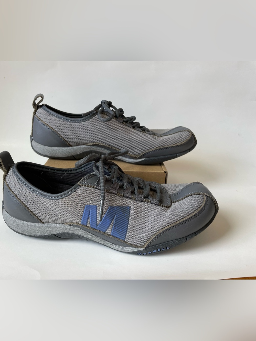 Merrell Womens Shoes Castle Rock Sz 7 Periwinkle Gray Low Top Trail Hike Sneaker